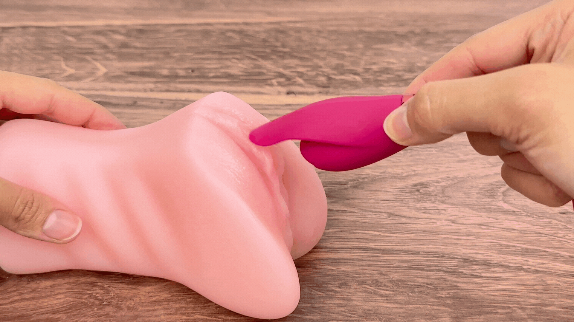 Intense Clitoral Stimulation: Dual-Action Pleasure Toy - Sexdoll.Sex